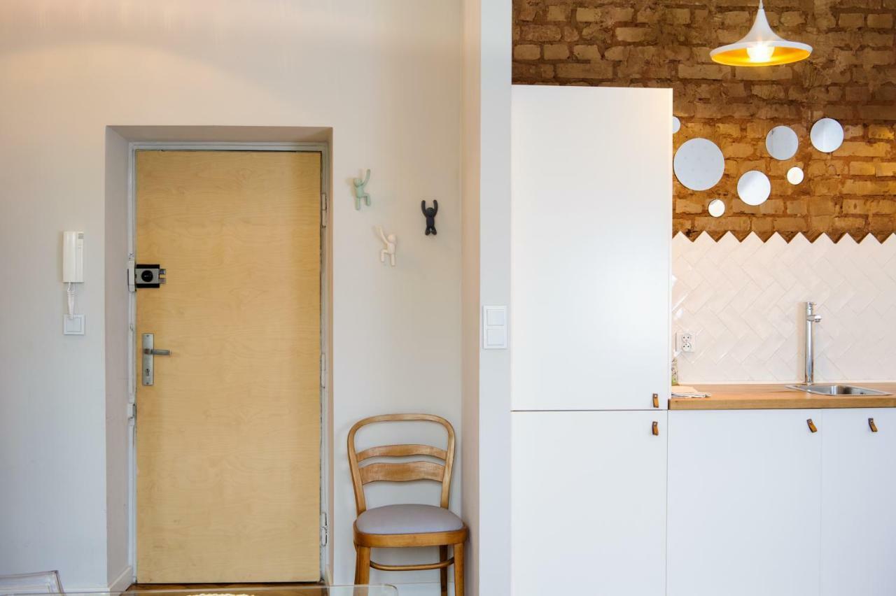 Zoli Apartment Warszawa Exteriör bild